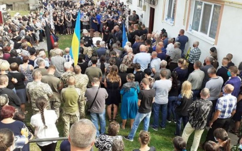 В Донбассе погиб украинский офицер