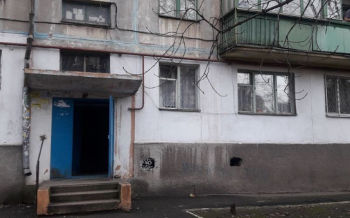 Жильцы многоэтажного дома в Мариуполе пожаловались на сильный запах газа (ФОТО)