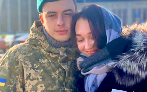 Інтерв’ю з нареченою захисника Маріуполя, який вже 8 місяців перебуває в полоні