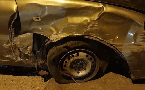 В Мариуполе пьяный водитель на Daewoo снес дерево