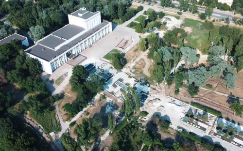 Мариупольский парк в стадии реконструкции показали с высоты птичьего полета