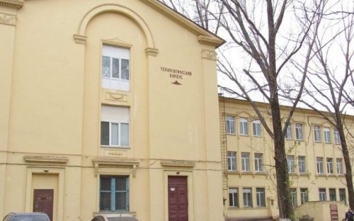 В отделении больницы № 4 в Мариуполе хотят создать условия для людей с инвалидностью