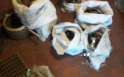 В доме мариупольца ликвидировали незаконную металлоприёмку (ФОТО)