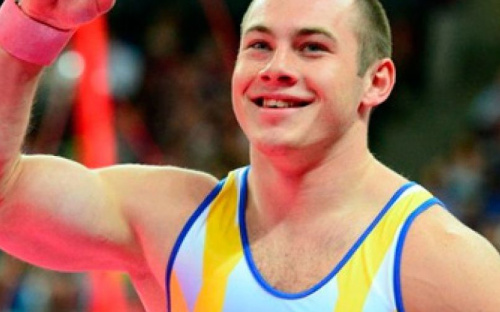 Мариупольскому чемпиону мира Радивилову и его тренеру назначена президентская стипендия