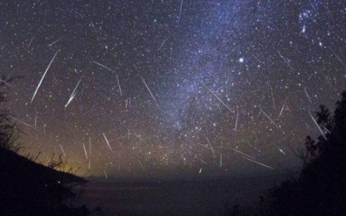 Мариупольцы увидят метеоритный дождь