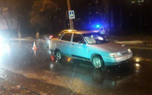 В Мариуполе автомобиль сбил человека (ФОТО)