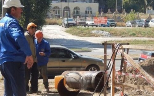 Мариуполю к отопительному сезону осталось заменить 2,5 км теплотрассы и подготовить 10 котельных 