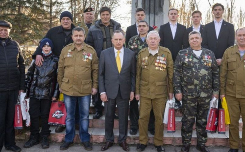Борис Колесников принял участие в митинге на Донетчине, который приурочили к двум памятным датам