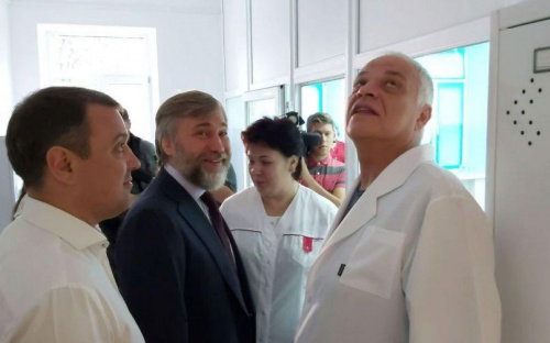 Мариупольцам вместо реформы нужны страховая медицина и доступная, качественная сервисная служба (ФОТО)