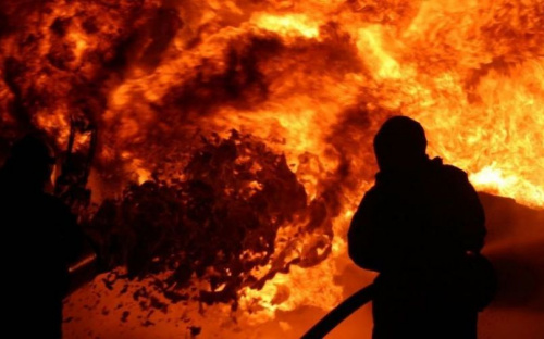 В праздничные выходные в Мариуполе вспыхнуло 12 пожаров. Есть пострадавшие