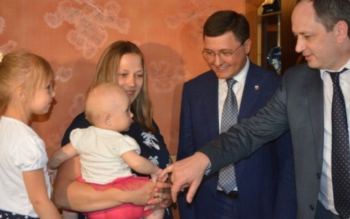 Более 60 семей переселенцев получили квартиры в Мариуполе (ФОТО)