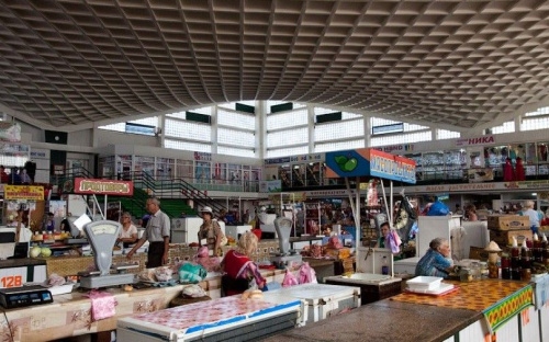 Какие продукты не стоит покупать в жару на мариупольских рынках (ФОТО)