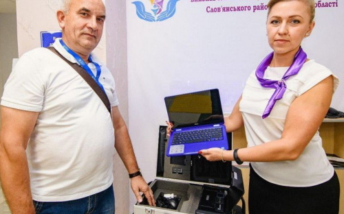 Жители Донетчины смогут получать услуги ЦНАП на дому