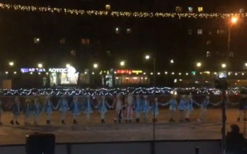 Новогодний каток в Мариуполе открыт и принимает посетителей! (ФОТО+ВИДЕО)