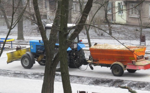 Ледяной дождь испытывает Мариуполь на выносливость (ФОТО)