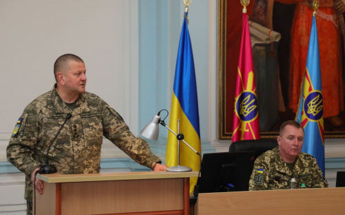 Вказівок про перешкоджання переміщенню військовозобов’язаних у найближчі дні немає – Залужний