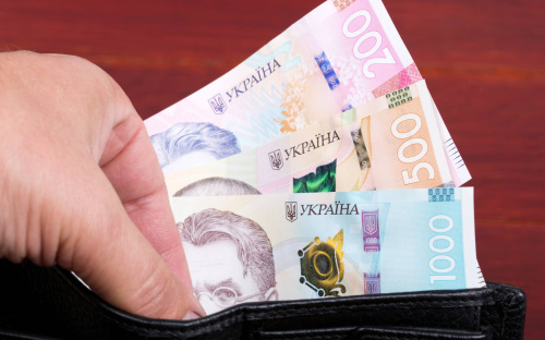 Виплати ВПО можуть продовжити деяким пенсіонерам та жителям територій активних бойових дій – Верещук