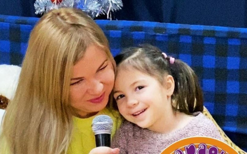 Юная мариупольчанка победила в конкурсе «Караоке на диване»
