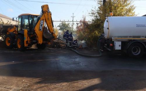 В Мариуполе дома преподключают к новому водоводу