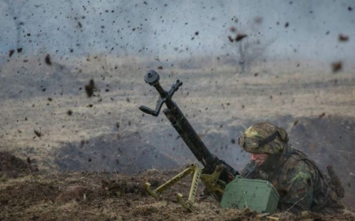 Под Мариуполем обстреливали украинские позиции: ранен боец ВСУ