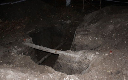 Газопровод залит водой: в Мариуполе жители двух многоэтажек четвертый день сидят без газа