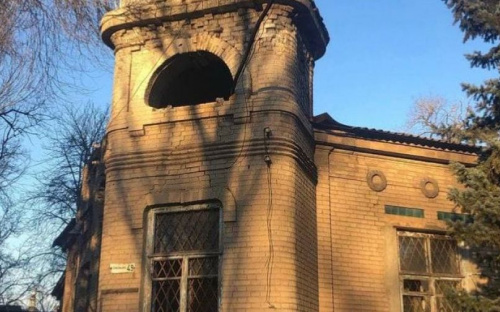 Мариупольцам показали, как выглядит внутри легендарный дом Нильсена