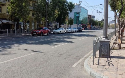В центре Мариуполя перекрыли движение: водители игнорируют запрет?