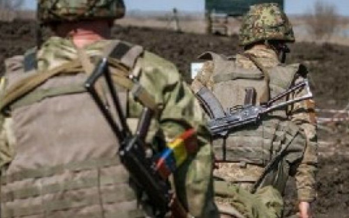 Под Мариуполем участились обстрелы из запрещенного вооружения