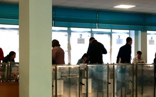 В Мариуполе открылись избирательные участки