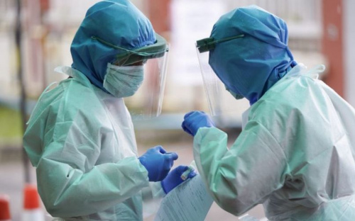 В Украине третий день подряд фиксируется более 800 новых случаев COVID-19