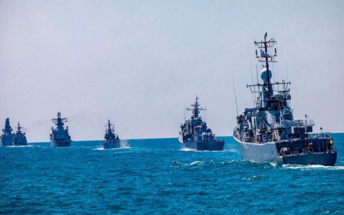 Россия ограничила судоходство в Черном и Азовском морях. МИД Украины протестует