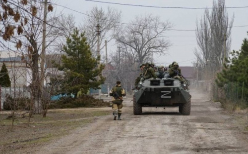 Около 2000 российских военных находятся в Мариуполе