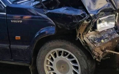 Аварии в Мариуполе: столкнулись шесть легковушек