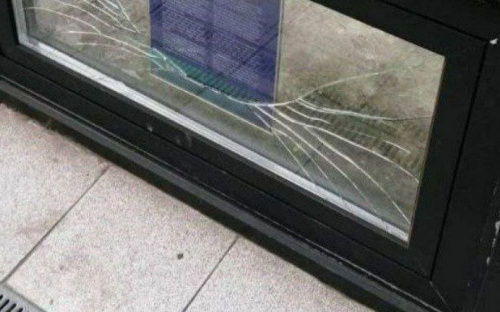 В центре Мариуполя разбили купол над фундаментом уничтоженной церкви