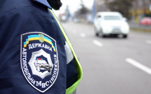Инспектор Волновахского ГАИ получил за взятку 5 лет тюрьмы с конфискацией
