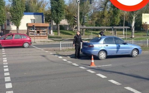 В Мариуполе автомобиль сбил ребенка на пешеходном переходе