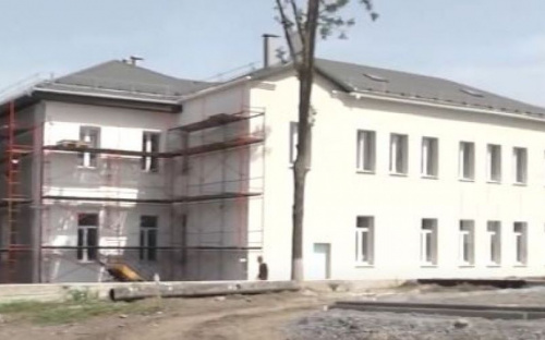 «Большое строительство» в Мариуполе: что сейчас со старейшими детсадами и уникальным стальным домом