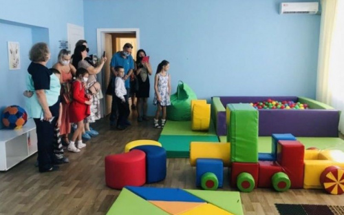Обновленный реабилитационный центр в Мариуполе оценили подопечные и их родители