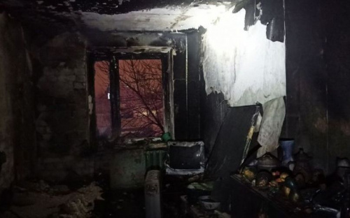 На Донетчине загорелось общежитие. Жильцов эвакуировали, погибла женщина