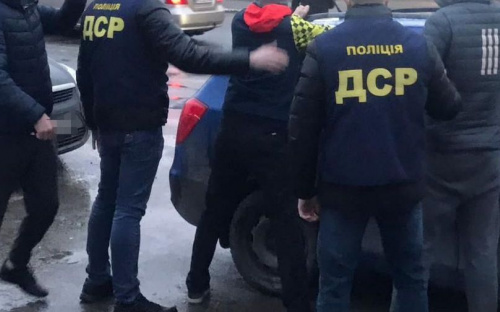 Обманули на 1,5 миллиона гривен: преступную схему организовали в Мариупольском СИЗО