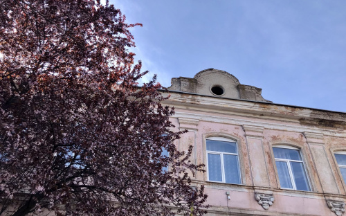 Пережила дві війни -  росіяни знесли будівлю Маріїнської жіночої гімназії у Маріуполі