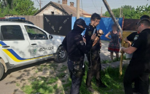 В Мариуполе задержали наркоторговца во время сбыта «товара»