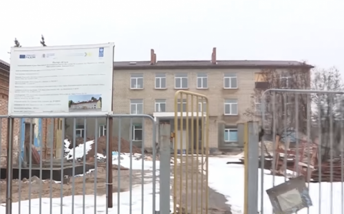 Почему затягивается ремонт школы в Мариупольском районе