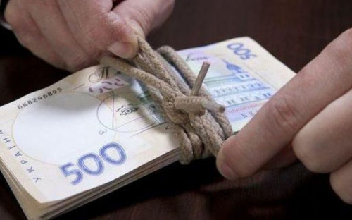Мариупольцам выплатят помощь в размере более 300 тысяч гривен
