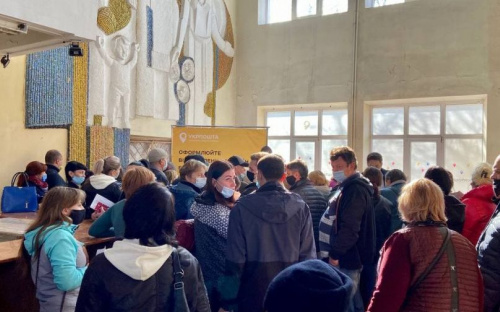 Очереди за вакциной: темпы иммунизации в Мариуполе выросли в разы