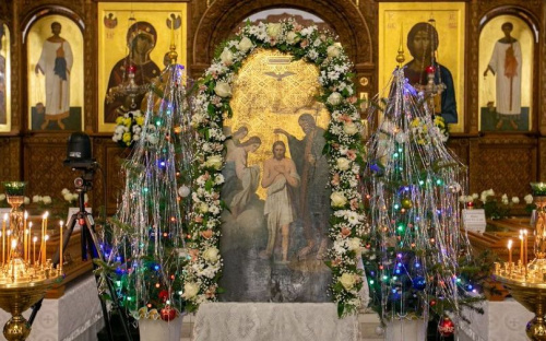 Мариупольцы отмечают Крещение Господне, или Богоявление: смысл и традиции праздника