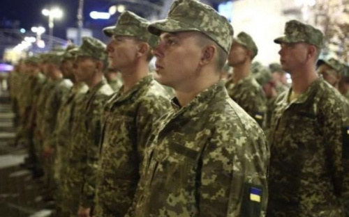Украинским военным существенно снизили сумму выплат