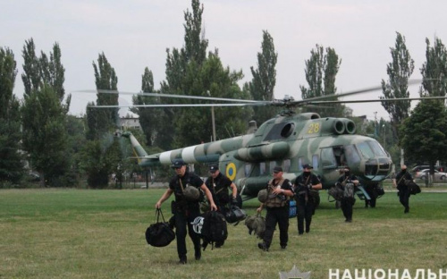 В один из округов Донетчины прислали вертолет со спецназом (ФОТО+ВИДЕО)