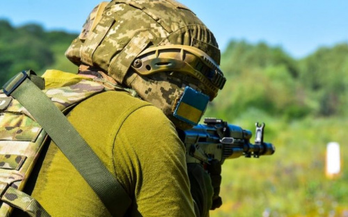 Боевики начали сутки с обстрелов вблизи Мариуполя. Ранен украинский военный