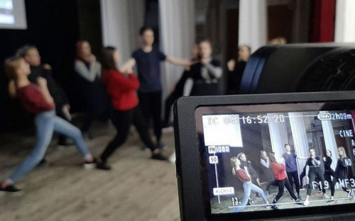 Часть фестиваля ГогольFest пройдет в режиме онлайн: какие перформансы покажут мариупольцам уже в мае? (ВИДЕО)